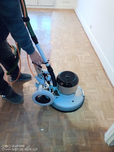 Entreprise de rénovation de parquet, Mennecy<br>À votre service pour une rénovation de parquet à Mennecy<br>Travaux de remise en état de parquet à Mennecy