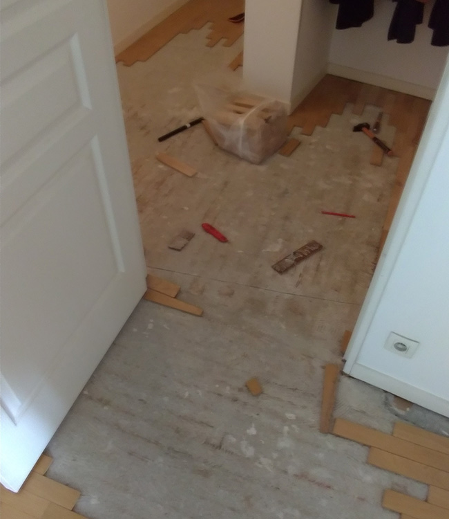 Réparation lames parquet à Paris<br>Réparation de revêtements de sol en bois, Paris<br>Rénovation de parquets, Paris